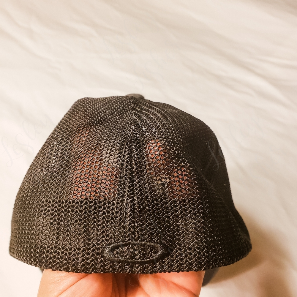 Oakley Cap - Picture 7 of 7